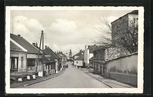 AK Golcuv Jenikov, Strassenpartie