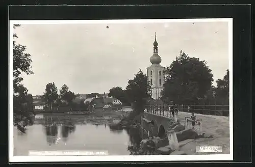 AK Merin, Blick auf Gewässer mit Brücke