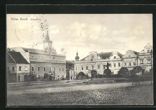 AK Nem. Brod, Brunnen und Rathaus am Stadtplatz