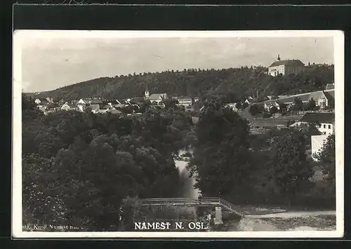 AK Namest n. Osl, Ortsansicht mit Schloss