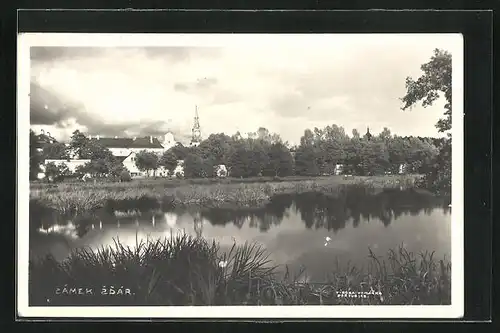 AK Zamek Zdar, Idylle mit Weiher und Kirchturm