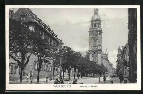 AK Würzburg, Neubaustrasse mit Passanten
