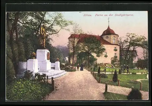 AK Zittau i. Sa., Spaziergänger an der Stadtgärtnerei