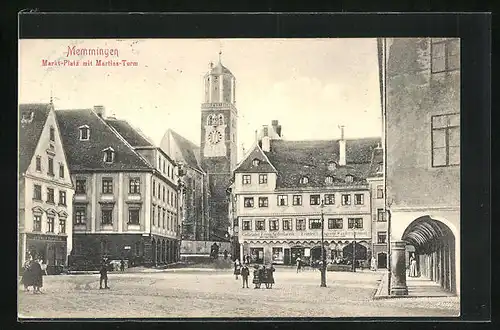 AK Memmingen, Markt-Platz mit Martins-Turm