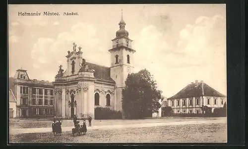 AK Hermanuv Mestec, Námestí, Kirche
