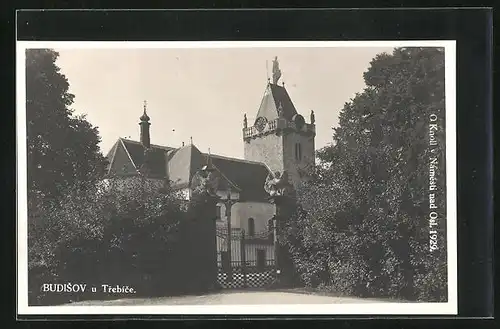 AK Budisov u Trebíce, Blick nach Kirche