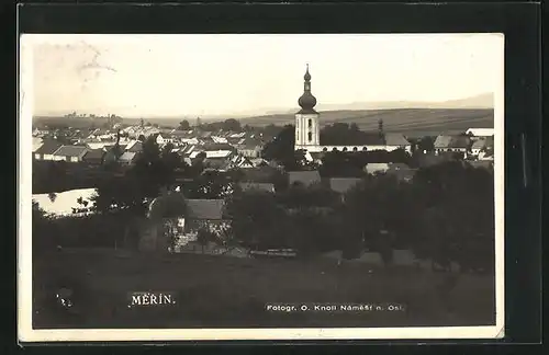 AK Merin, Ortspanorama mit Kirche