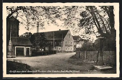 AK Dresden-Rockau, Gasthof Rockau von der Strasse gesehen