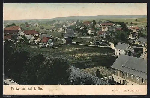 AK Pretzschendorf /Sa., Ortsansicht mit Fernblick aus der Vogelschau