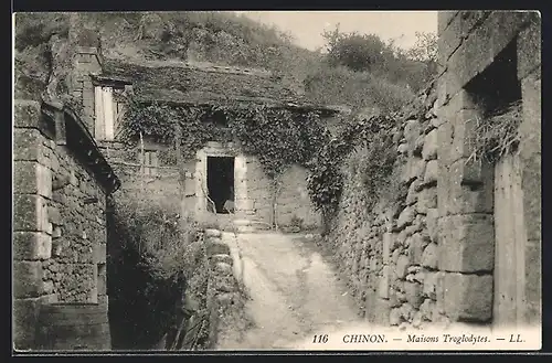 AK Chinon, Maisons Troglodytes, Höhlenwohnungen