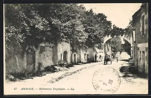 AK Amboise, Habitations Troglodites