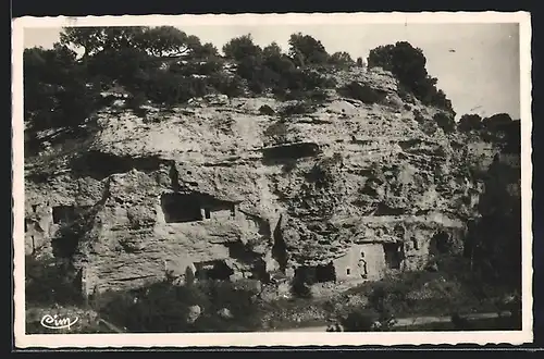 AK Bollène, Ancien Village de Barry, Höhlenwohnung