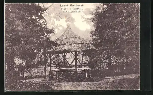 AK Bad Bochdanetsch / Lazne Bohdanec, Chýska u rybnicka v parku lázenském