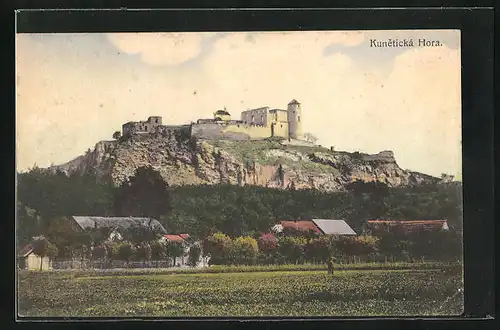 AK Pardubice, Kunetická Hora mit Schloss