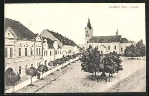 AK Dedlec, Cast namesti