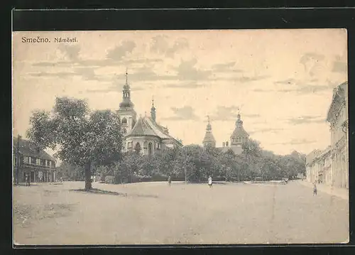 AK Smecno, Námestí, Strassenpartie mit Kirche