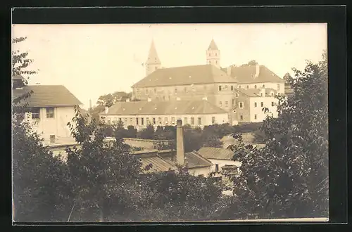 AK Zásmuky, Zámek, Blick zum Schloss