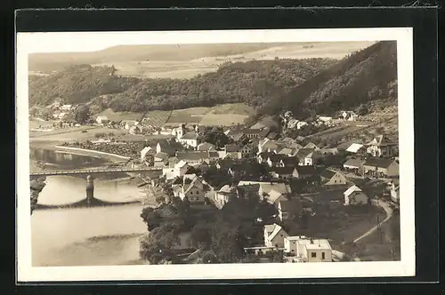 AK Zbecno, Blick auf Ort und Fluss