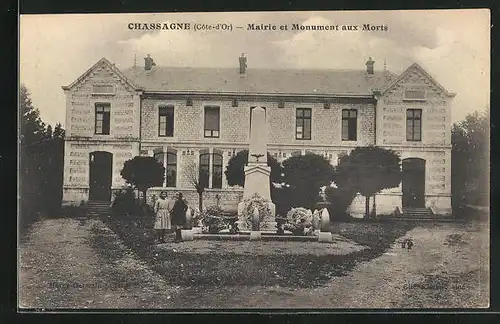 AK Chassagne, Mairie et Monument aux Morts