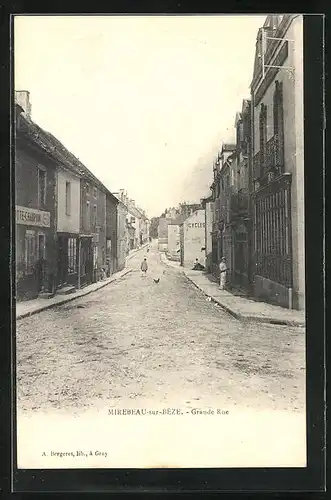 AK Mirebeau-sur-Bèze, Grande Rue, Strassenpartie