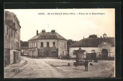 AK Is-sur-Tille, Place de la République, Magasin de Chaussures
