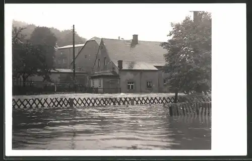 Fotografie Photo Jeswick, Burkhardtsdorf, Ansicht Burkhardtsdorf / E., Hochwasser - Flutkatastrophe im Ort