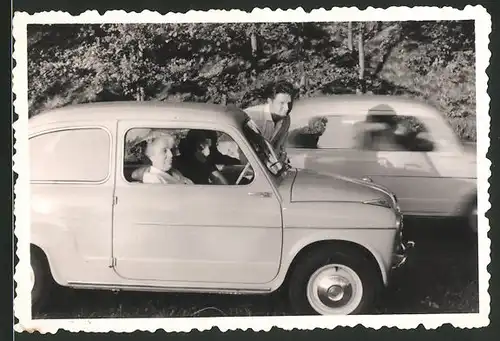 Fotografie Auto Fiat 500, Ausfahrt zur Havel 1959