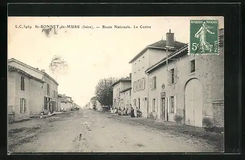 AK Saint-Bonnet-de-Mure, Route Nationale, le Centre