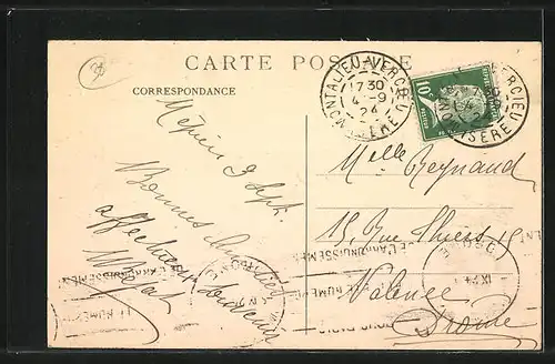 AK Mepieu, La Place et l`Eglise