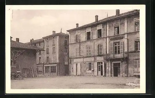 AK St-Etienne-de-St-Geoirs, La Gendarmerie et la Poste