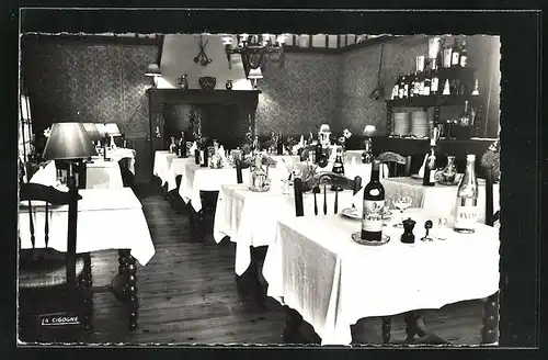 AK Barbaton-Les-Thermes, Hôtel du Roy Henri, La salle à manger