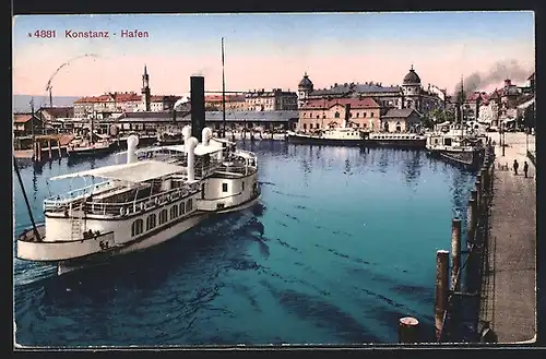 AK Konstanz, Hafenbecken mit Dampfer