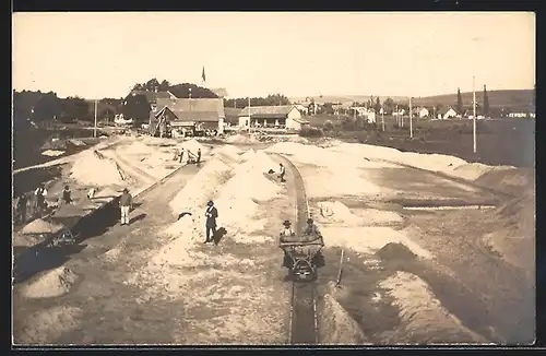 Foto-AK Oed /Kienberg, Tonbergwerk mit Verladung