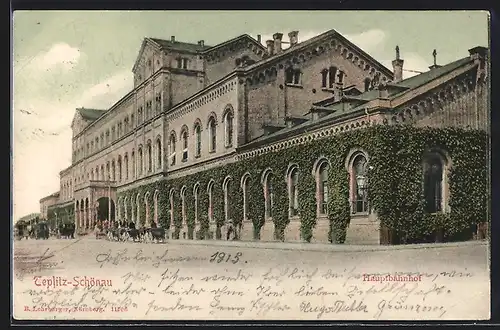 AK Teplitz Schönau / Teplice, Hauptbahnhof mit Efeu bewachsen