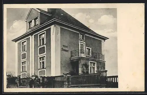 AK Franzensbad, Villa Sommer, davor eine Familie