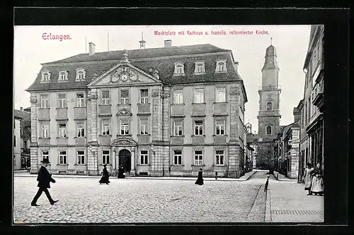 AK Erlangen, Marktplatz mit Rathaus und französ. reformierter Kirche