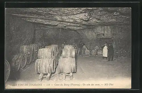 AK Vouvray, Les Vins de Touraine, Caves du Bourg, un coin des caves