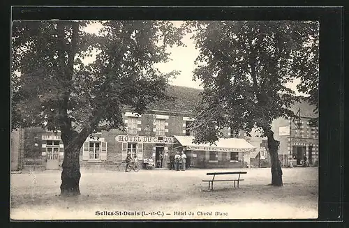 AK Selles-Saint-Denis, Hotel du Cheval Blanc