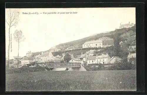 AK Trôo, Vue partielle et pont sur le Loir