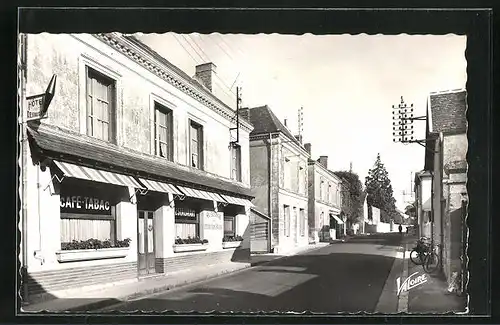 AK Villiers-sur-Loir, La rue principale