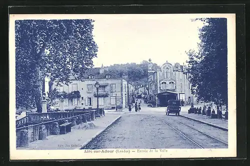 AK Aire-sur-Adour, Entree de la Ville, Auto auf der Brücke am Ortseingang