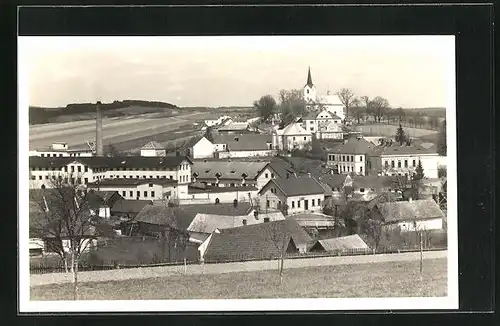 AK Slavicin, Blick zur Kirche im Ort