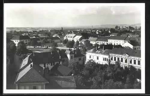 AK Hulín, Blick über Dächer der Ortschaft