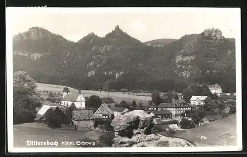 AK Dittersbach / Jetrichovice, böhmische Schweiz, Panorama, Ortsansicht, Gebirge