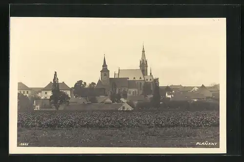 AK Planany, Blick zur Kirche