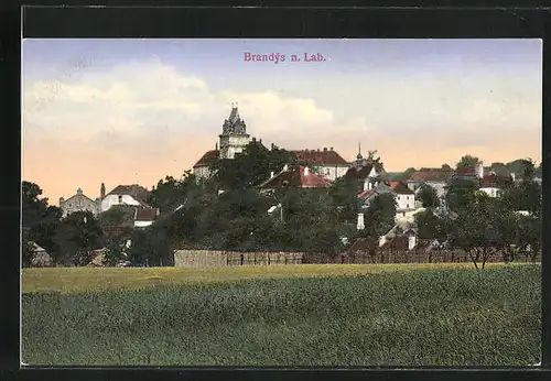 AK Brandys nad Labem, Ortsansicht vom Feld her gesehen