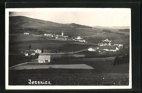 AK Jesenice, Gesamtansicht von einer Anhöhe aus gesehen