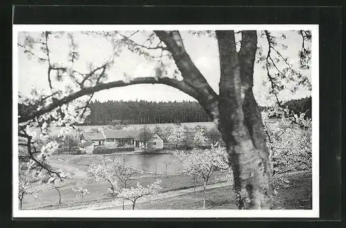 AK Ondrejov, Blick zum Ort von einer Anhöhe aus