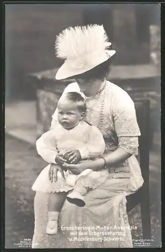 AK Grossherzogin-Mutter Anastasia mit dem Erbgrossherzog von Mecklenburg-Schwerin