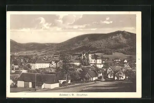 AK Haindorf / Hejnice, Panorama der Stadt, Gebirge im Hintergrund